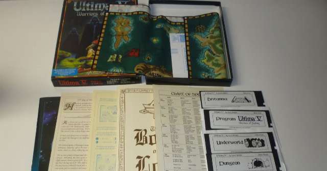 Von Handbüchern und Spielschachteln - Der Konsum von Computerspielen im Wandel der Zeit